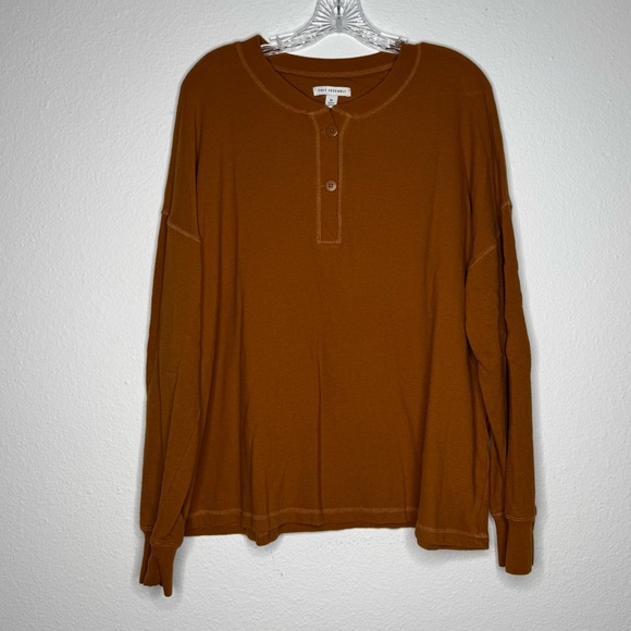 Free Assembly Burnt Orange “Brown Brick” Henley Long Sleeve Shirt Womens Size XL - Picture 1 of 6